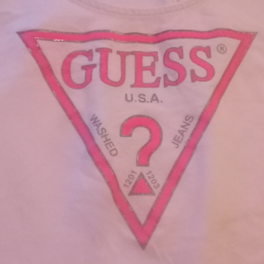 Clothes - Picture 2 of 4